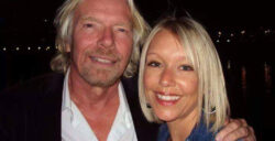 Karine Dépatie & CEO Virgin Sir Richard Brandson -autour de 2011 - Selfie obtenu dans une soirée caritative - Plus tard utilisée pour convaincre qu'ils se connaissaient et était leur mentor.